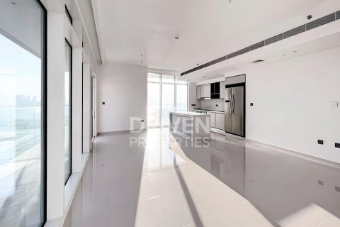 Apartment in Dubai Harbour, Dubai, UAE 3 bedrooms, 177.35 sq.m. № 745897 - photo 4