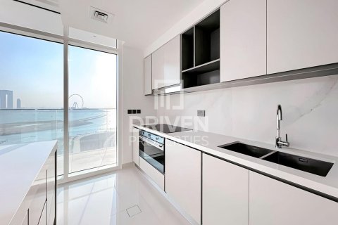 Apartment in Dubai Harbour, Dubai, UAE 3 bedrooms, 177.35 sq.m. № 745897 - photo 6