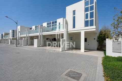 Városi lakóépület itt: Dubai, EAE, 3 hálószoba, 176.98 m², azonosító: 754266