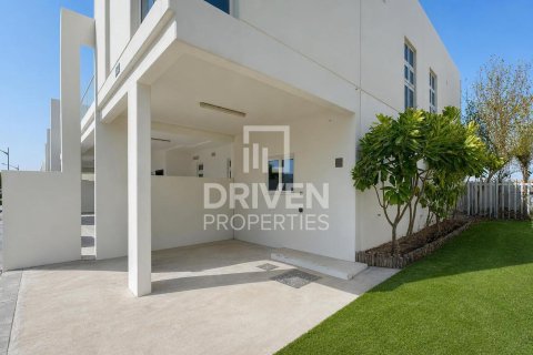 Kuća u nizu u Dubai, UAE 3 spavaćih soba, 176.98 m2 Br. 754266 - fotografija 3