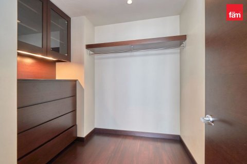 Apartment til salg i Downtown Dubai (Downtown Burj Dubai), Dubai, UAE 2 soveværelser, 165.2 kvm № 751231 - foto 6