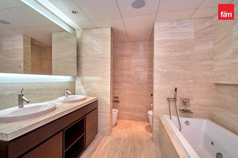 Apartment til salg i Downtown Dubai (Downtown Burj Dubai), Dubai, UAE 2 soveværelser, 165.2 kvm № 751231 - foto 9