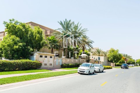 Tomt till försäljning i Emirates Hills, Dubai, UAE 2947 kvm Nr. 736306 - fotografi 11