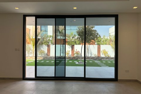 Willa na sprzedaż w Saadiyat Island, Abu Dhabi, ZEA 4 sypialnie, 539 mkw., nr 717436 - zdjęcie 8