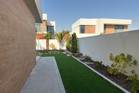 Willa na sprzedaż w Saadiyat Island, Abu Dhabi, ZEA 4 sypialnie, 539 mkw., nr 717436 - zdjęcie 9