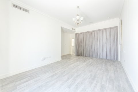 Снять в аренду виллу в Джумейра Гольф Эстейтс, Дубай, ОАЭ 5 спален, 781.96м2, № 751118 - фото 9
