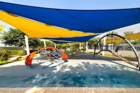 Vila v Dubai Land, Dubai, SAE 4 ložnice, 261 m² Č.: 718107 - fotografie 23
