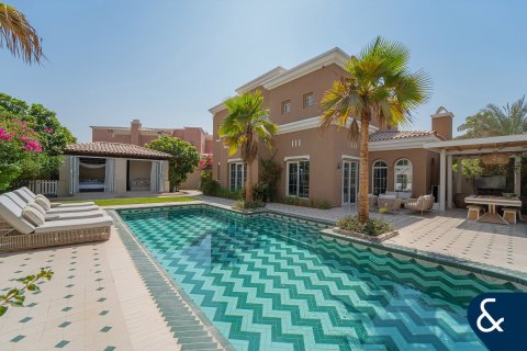 Huvila Arabian Ranches, Dubai, Arabiemiraatit 5 makuuhuonetta, 376 m2 № 685046