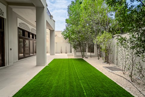 Villa à vendre à  Al Wasl, Dubai, EAU 6 chambres, 1181 m2 № 734232 - photo 21