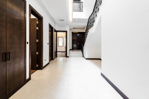 Villa à vendre à  Al Wasl, Dubai, EAU 6 chambres, 1181 m2 № 734232 - photo 11