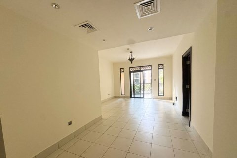 דירה להשכרה ב Old Town, Dubai, איחוד האמירויות  1 חדר שינה, 87.14 מ"ר, מספר 768757 - תמונה 4