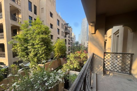 דירה להשכרה ב Old Town, Dubai, איחוד האמירויות  1 חדר שינה, 87.14 מ"ר, מספר 768757 - תמונה 2