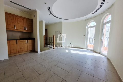 Villa zur Miete in Jumeirah Park, Dubai, VAE 5 Schlafzimmer, 670 m2 Nr. 663182 - Foto 17