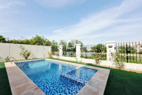 Villa zur Miete in Jumeirah Park, Dubai, VAE 5 Schlafzimmer, 670 m2 Nr. 663182 - Foto 3