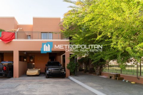 Huvila Abu Dhabi, Arabiemiraatit 4 makuuhuonetta, 273.3 m2 № 662183