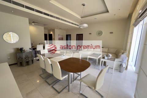 Appartamento in vendita a Palm Jumeirah, Dubai, EAU 2 camere da letto, 156 mq. № 753842 - foto 10