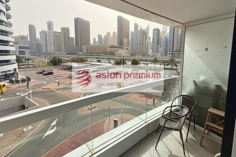Huoneisto Jumeirah Lake Towers, Dubai, Arabiemiraatit 1 makuuhuone, 77 m2 № 753839 - kuva 10