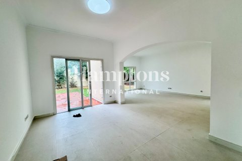Üürile anda villa asukohaga Meadows, Dubai, AÜE: 5 magamistoaga, 552.95865600 m² Nr 696614 - pilt 13
