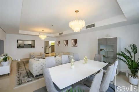 Appartamento in affitto a Palm Jumeirah, Dubai, EAU 2 camere da letto, 199.83 mq. № 747510 - foto 5