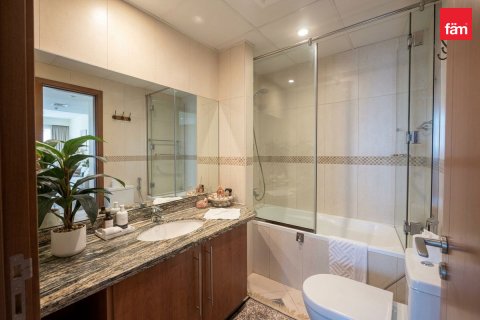Apartment in Dubai, UAE 2 bedrooms, 151.7 sq.m. № 763012 - photo 8