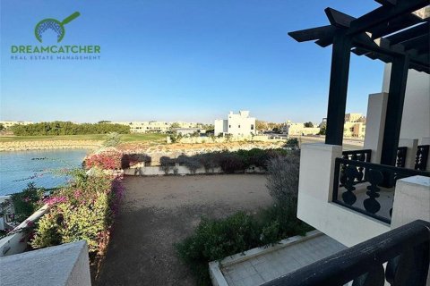 Vila v Al Hamra Village, Ras Al Khaimah, SAE 4 ložnice, 462.9 m² Č.: 512573 - fotografie 4