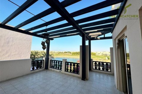 Villa in Al Hamra Village, Ras Al Khaimah, UAE 4 bedrooms, 462.9 sq.m. № 512573