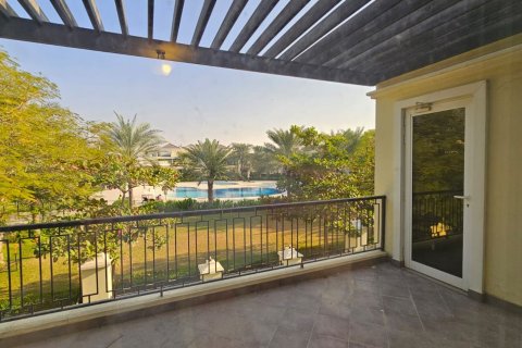 Māja Ras Al Khaimahjā, AAE 4 istabas, 376 m2 Nr. 734551 - attēls 4