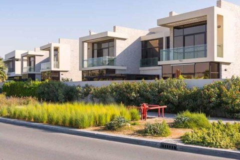 Vila u Dubai, UAE 743 m2, 6 spavaćih soba Br. 729443