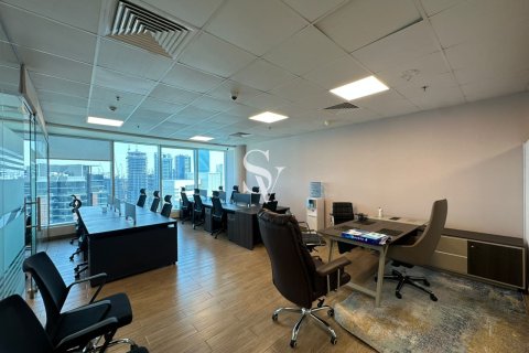 Oficiu de închiriat în Business Bay, Dubai, EAU 107 mp.  №736822 - poză 6