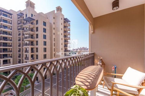Lägenhet till försäljning i Umm Suqeim, Dubai, UAE 2 sovrum, 101 kvm Nr. 664311 - fotografi 25