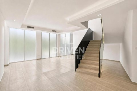 Adosado en Al Barari, Dubai, EAU 4 dormitorios, 179.77 m² № 768654