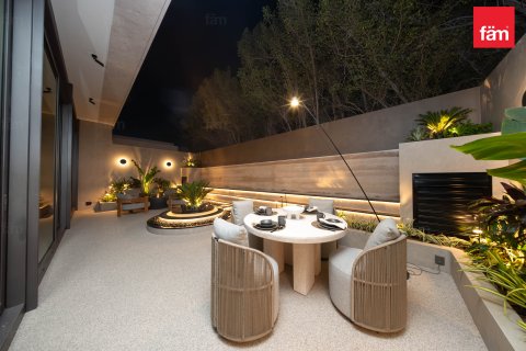 Dubai, UAE의 임대용 아파트 침실 2개, 185.7제곱미터 번호 712721 - 사진 13
