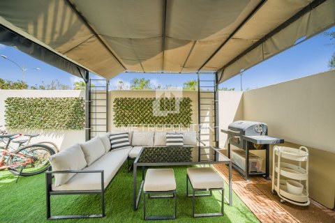 Shtëpi në qytet në DAMAC Hills (Akoya by DAMAC), Dubai, Emiratet e Bashkuara Arabe 3 dhoma gjumi, 166 m2. № 664074 - Foto 7