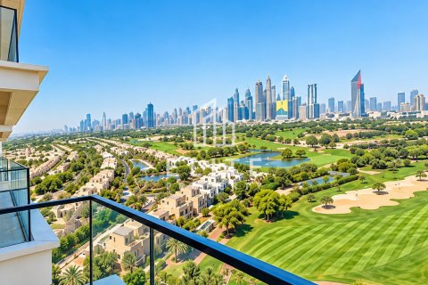 Apartamento para arrendamento em Dubai, EAU 3 quartos, 177 m2 № 764625 - foto 2