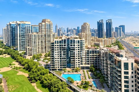 Apartamento para arrendamento em Dubai, EAU 3 quartos, 177 m2 № 764625 - foto 7