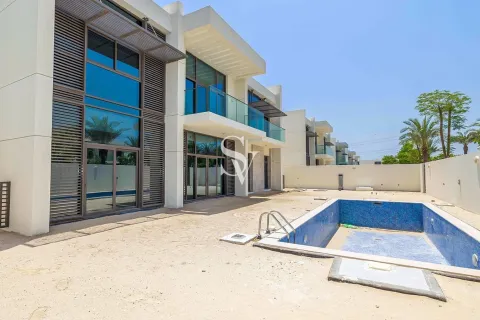 Vila v Mohammed Bin Rashid City, Dubai, SAE 5 spální, 752 m2 č. 721497 - Fotografia 17