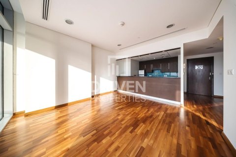 Apartment in DIFC, Dubai, UAE 1 bedroom, 82.96 sq.m. № 745156 - photo 4