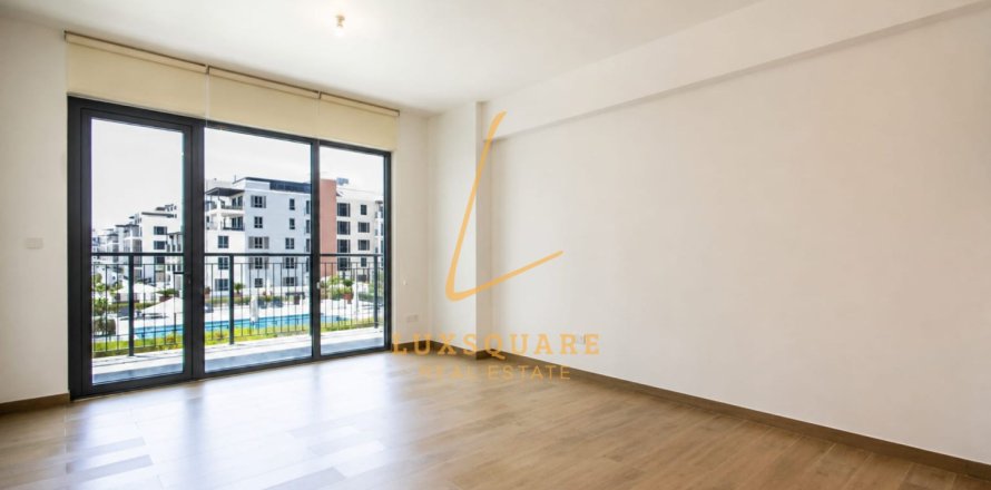 דירה ב Jumeirah, Dubai, איחוד האמירויות 2 חדרי שינה, 114 מ"ר מספר 758262
