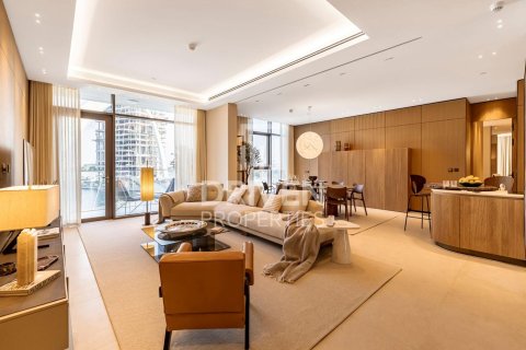 Appartement te huur in Al Wasl, Dubai, VAE 4 slaapkamers, 299.05 vr.m., nr 762689 - foto 3