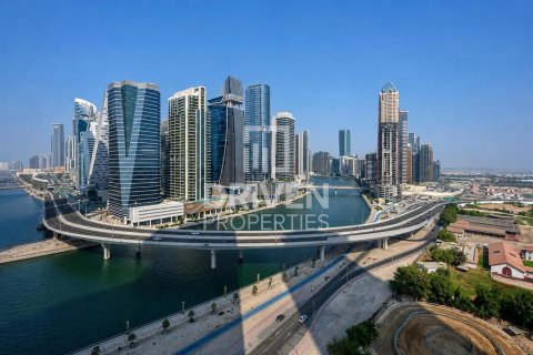 آپارتمان برای اجاره در Business Bay، Dubai، امارات متحده عربی 2 خوابه ، 140.38 متر مربع ، شماره 762688 - تصویر 2