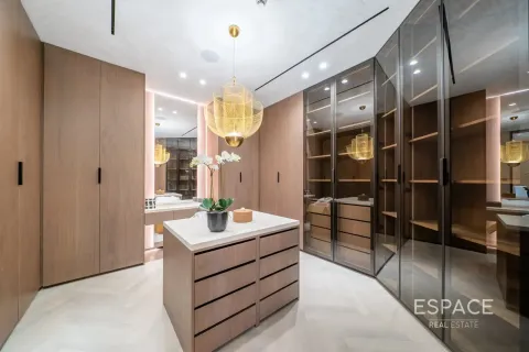 Villa en venta en Palm Jumeirah, Dubai, EAU 5 dormitorios, 574 m2 № 737853 - foto 8