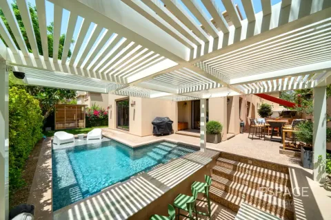 Müüa villa asukohaga Arabian Ranches 2, Dubai, AÜE: 4 magamistoaga, 337 m² Nr 737839 - pilt 2
