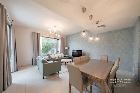 Villa te koop in Dubai Hills Estate, Dubai, VAE 3 slaapkamers, 207 vr.m., nr 737838 - foto 3
