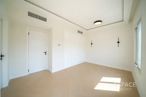 Villa te koop in The Springs, Dubai, VAE 2 slaapkamers, 153 vr.m., nr 737742 - foto 15