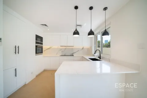 Villa te koop in The Springs, Dubai, VAE 2 slaapkamers, 153 vr.m., nr 737742 - foto 6
