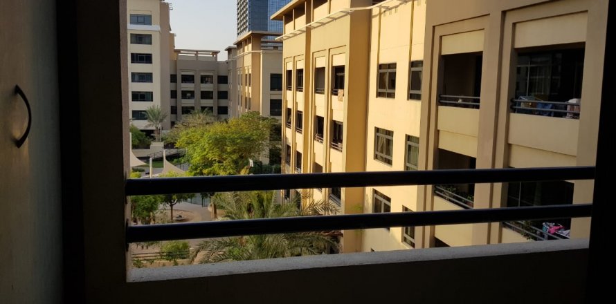 Apartament în Greens, Dubai, EAU 2 dormitoare, 153.29 mp.  №118882