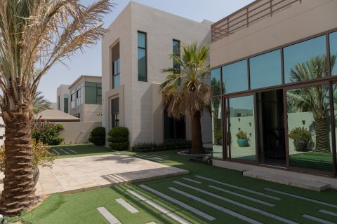 ویلا برای فروش در  Meydan Gated Community، Dubai، امارات متحده عربی  5 خوابه ، 961 متر مربع ، شماره 124105 - تصویر 16