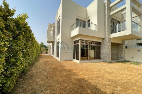 Řadový dům v Meydan Gated Community, Dubai, SAE 4 ložnice, 4500 m² Č.: 297106 - fotografie 9