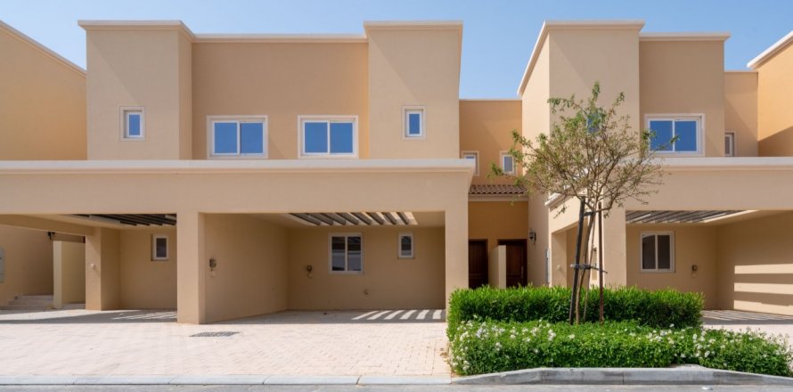 Városi lakóépület itt: Dubai Land, Dubai, EAE, 3 hálószoba, 178.37 m², azonosító: 113426
