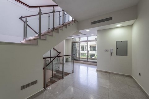 Townhouse in Meydan Gated Community, Dubai, UAE 4 bedrooms, 3700 sq.m. № 297104 - photo 9